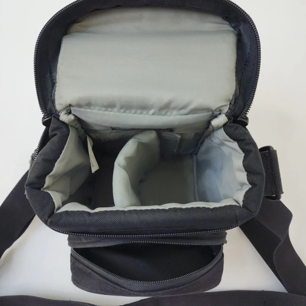 Lowepro EX 120 Digital Camera Shoulder Bag Black Padded Case with Strap